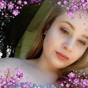 Meet your Posher, Maci